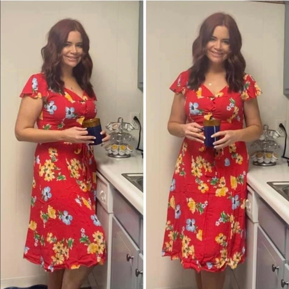 Red Summer floral dress - Picture 5 of 5